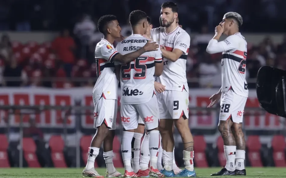 Apakah Itu Peraduan Bola Sepak?